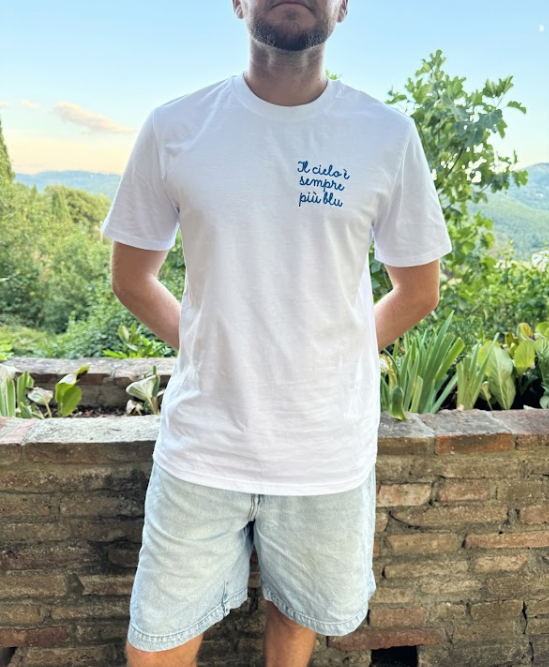 T-Shirt "Il cielo è sempre più blu"