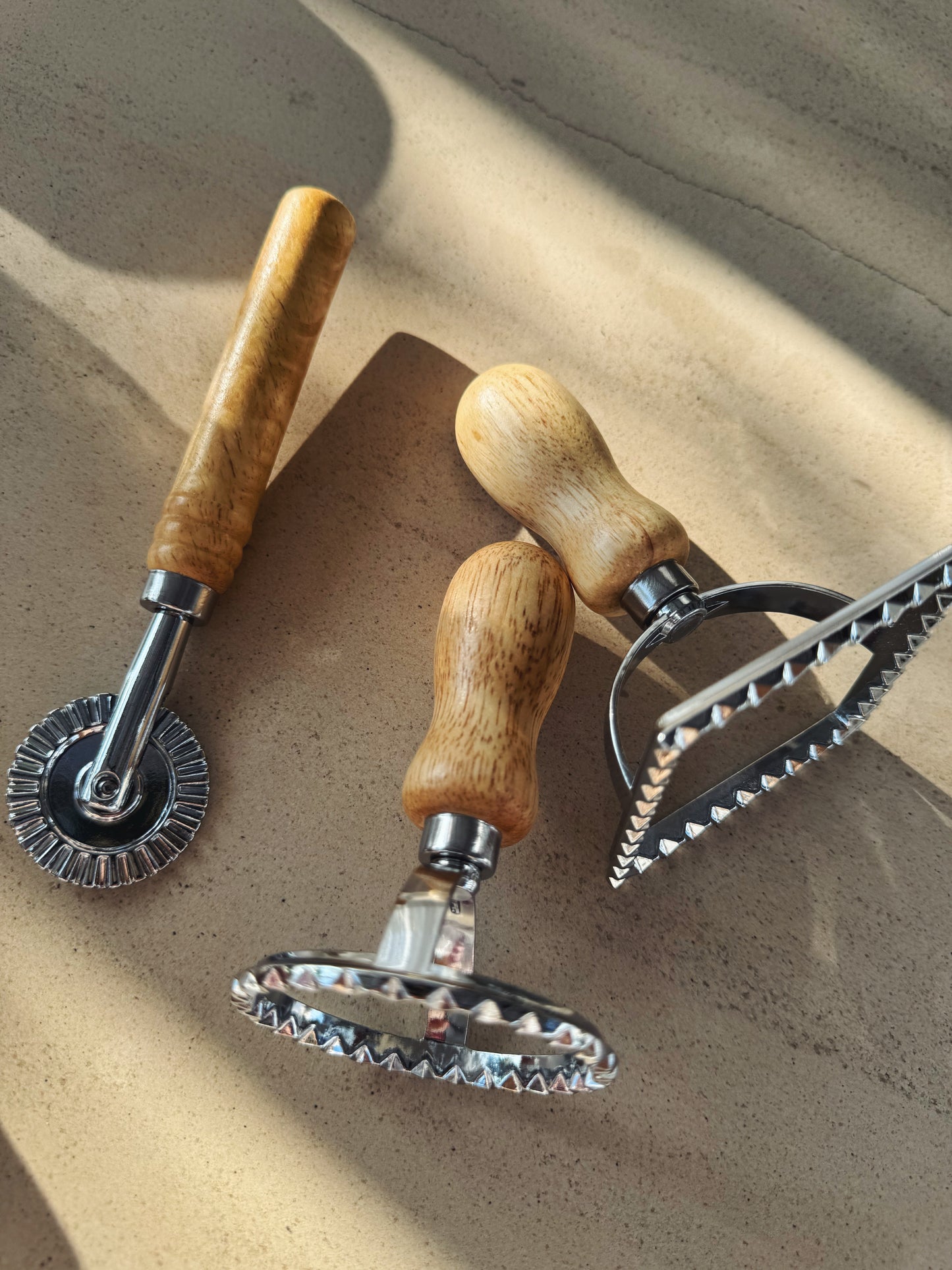 3-teiliges Ravioli-Ausstechformen-Set aus Metall & Holz